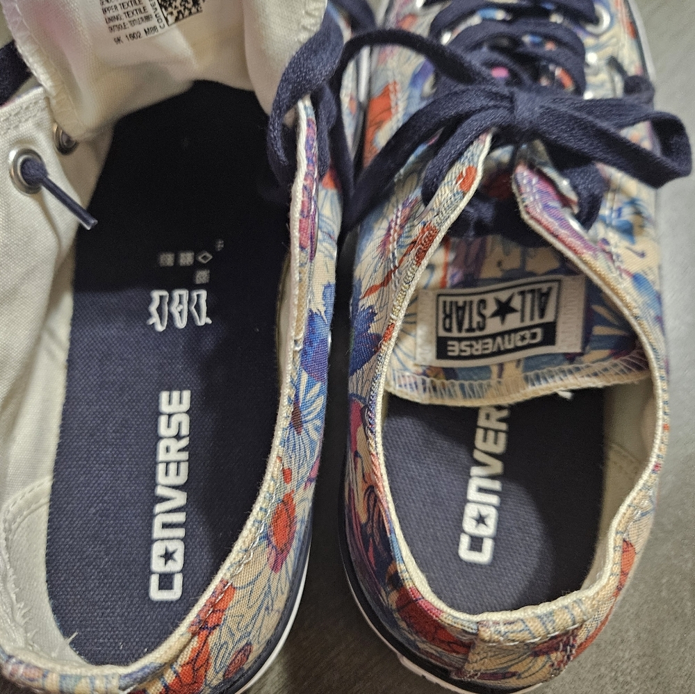 Converse - Picture 5 of 6